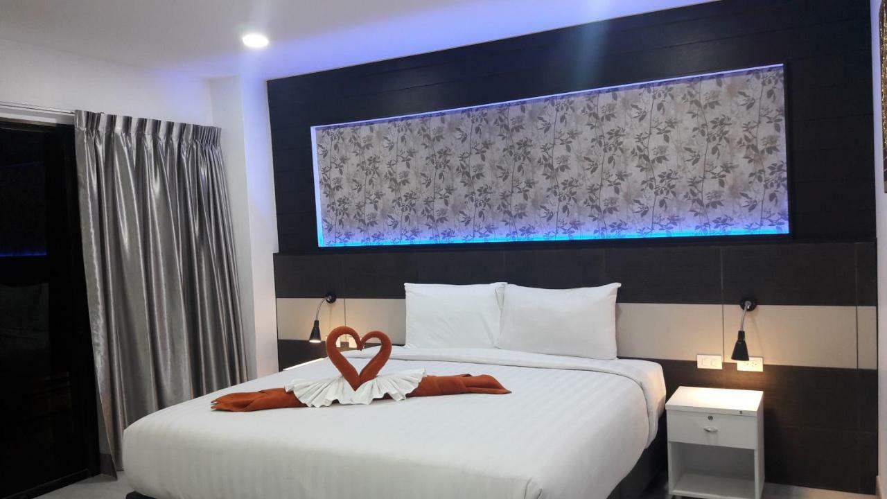 Heaven Apartments Patong Buitenkant foto