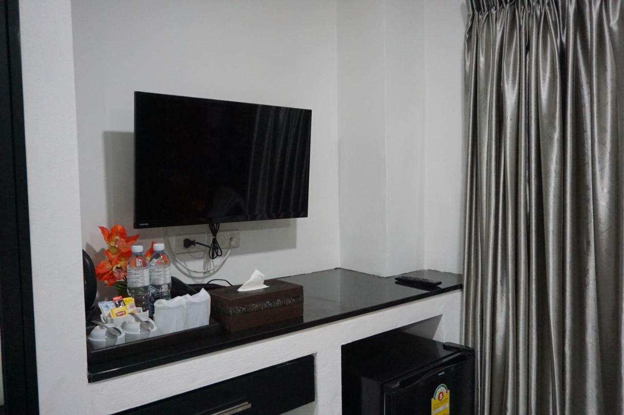 Heaven Apartments Patong Buitenkant foto